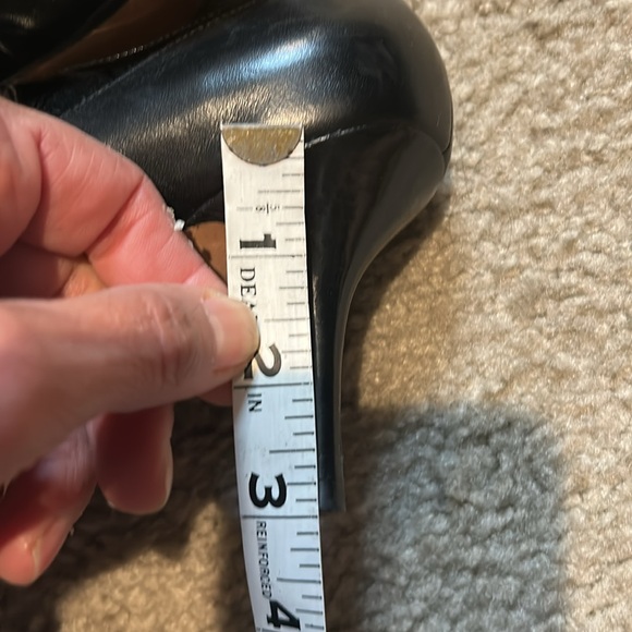 Ann Taylor - Picture 6 of 6